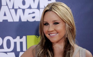 Amanda Bynes aux MTV Movie Awards à Los Angeles, le 15 octobre 2012.