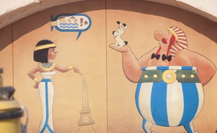 Le Parc Astérix rouvre ses portes le 12 avril 2014.