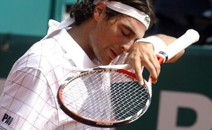 Jérémy Chardy lors de sa défaite à Monte-Carlo face à l'Argentin Juan Monaco le 13 avril 2009.