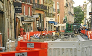 Les commerçants devront encore patienter jusqu'à la fin novembre.