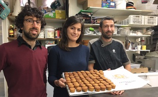 De gauche à droite, Franck Wallet, Laurie Tisnerat, et le boulanger François Mateus.