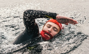 Le bonnet de bain pour barbus.