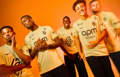 AS Monaco. Jaune céleste, le nouveau maillot third 20025-2026 dévoilé