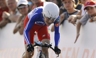 La cycliste française, Jeannie Longo, lors des championnats du monde du contre-la-montre, en Suisse, le 23 septembre 2009.