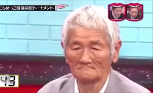 L'homme le plus impassible du japon ! - Le Rewind (video)