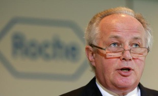 Franz B. Humer, alors président de Roche, le 1er février 2006 à Bâle