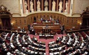 Le Sénat a imprimé sa marque sur la réforme pénitentiaire qu'il a adopté vendredi, en enrichissant notablement un texte qui vise à mettre les conditions de vie dans les prisons françaises, vivement décriées, au diapason des normes européennes.