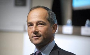 Le PDG de la Société Générale Frédéric Oudéa a déclaré mercredi avoir été "surpris et parfois indigné" par les réactions au jugement prononcé début octobre à l'encontre de l'ancien trader Jérôme Kerviel.