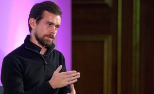 Jack Dorsey, patron-fondateur de la société américaine de paiements mobiles Square et du réseau social Twitter, à Londres le 20 novembre 2014 à l'occasion de l'annonce de la présentation d'une application Square