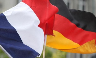 L'économie des deux pays moteurs de la zone euro était en panne au deuxième trimestre, le taux de croissance stagnant en France tandis que l'activité s'est contractée de 0,2% en Allemagne, jusque-là épargnée