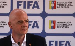 Gianni Infantino lors d'une conférence de presse à Caracas, le 15 octobre 2021.