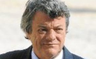 Jean-Louis Borloo a décidé de prendre ses distances avec l'UMP.