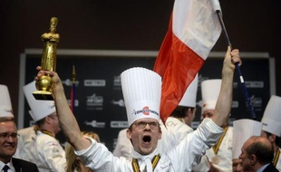 Le chef Français Thibaut Ruggieri, 32 ans, a remporté mercredi soir à Lyon la 14e édition du Bocuse d'Or, devant le Danemark (Bocuse d'Argent) et le Japon (Bocuse de Bronze).