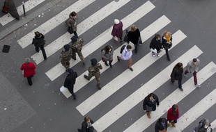 Recensement, la France compterait 65,8 millions d'habitants au 31 décembre 2012.