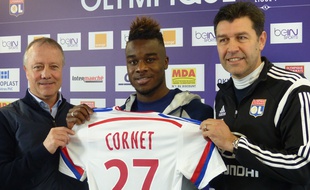 Maillot Olympique Lyonnais Maxwel CORNET Maillot Olympique Lyonnais Maxwel CORNET