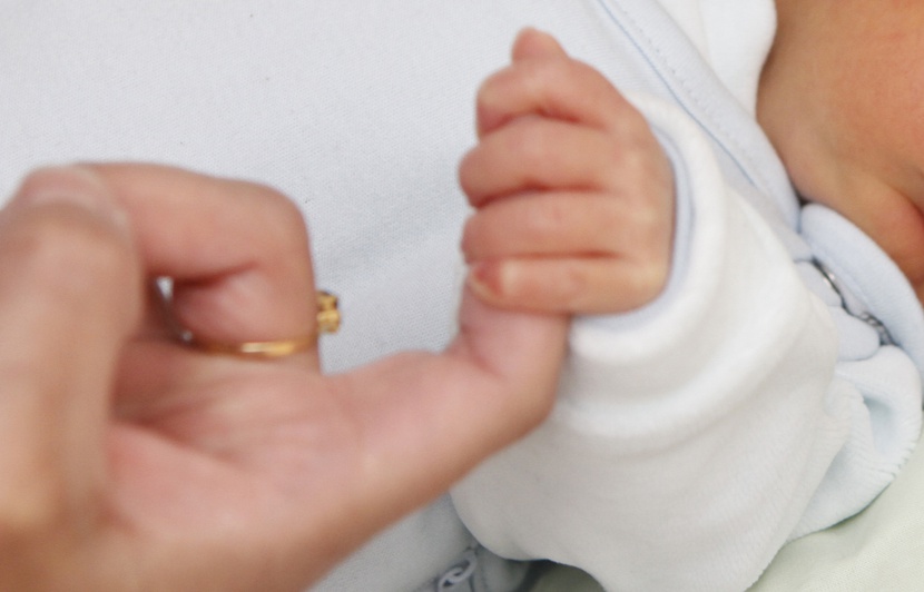 Pas De Calais Nee Malgre Un Avortement La Petite Fille Va Enfin Pouvoir Se Faire Operer