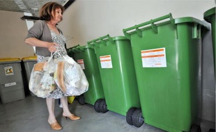 Aux Sorinières, les ordures ménagères ne sont ramassées qu'une fois par semaine.