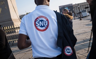 Les séjours de cohésion prévus dans le cadre du Service national universel seront remportés à l'été prochain si la situation sanitaire le permet.