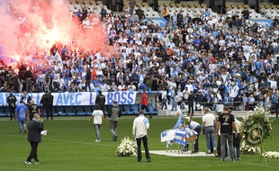 Le stade Vélodrome et les Marseillais ont pu rendre un dernier hommage à Bernard Tapie.