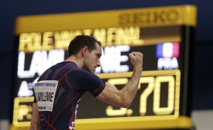 Renaud Lavillenie a conquis son 3e titre de champion du monde en salle.