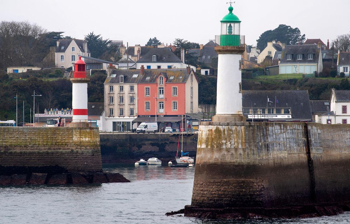 “It’s heaven here…” The stunning Portuguese community on Isla Groix