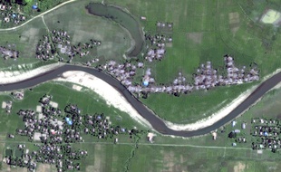 Cette image satellite datant du 18 décembre 2017 montre quatre villages rohingyas détruits par l'armée birmane.