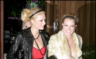 L'héritière Paris Hilton et la chanteuse Britney Spears lors d'une sortie mémorable en 2006 à Hollywood