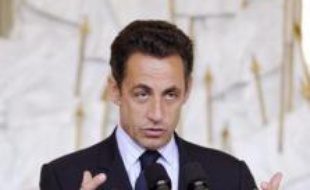 Nicolas Sarkozy a souhaité que la proposition de loi du Nouveau centre (NC), visant à le faire bénéficier d'un financement public, ne soit pas réexaminée à l'Assemblée, mardi lors d'un petit déjeuner avec les responsables de la majorité, a indiqué l'un d'eux à l'AFP.