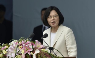 La nouvelle présidente taïwanaise Tsai Ing-wen lors de sa cérémonie d'intronisation à Taipei le 20 mai 2016