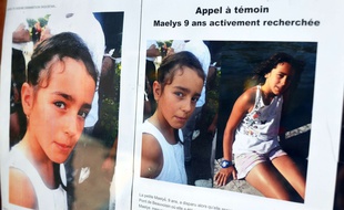 Pont de Beauvoisin le 04/09/2017: De nouvelles affiches appel a temoin pour retrouver la petites Maelys de 9 ans placardes dans les rues et les commerces de la ville de Beauvoisin
ALLILI/SIPA