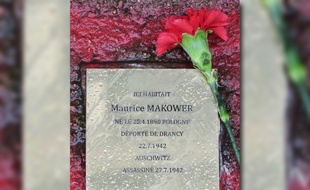 Un pavé à la mémoire d'un déporté des camps nazis scellé en 2018 à Fontenay-sous-Bois.