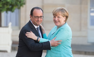 François Hollande accueille Angela Merkel à l'Elysée (Paris), le 6 juillet 2015.