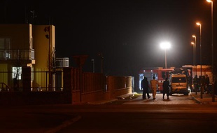 Secours au domicile de l'ambassadeur palestinien à Prague, mort dans une explosion le 1er janvier 2014.