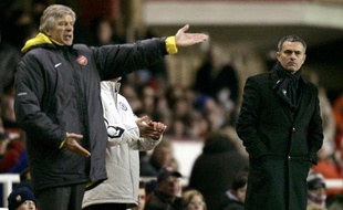 Arsène Wenger et José Mourinho, lorsque le coach portugais était à Chelsea, en 2005