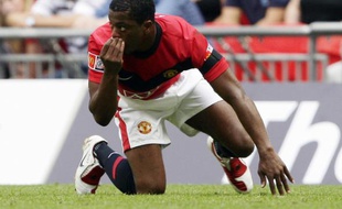 Le défenseur français de Manchester united, Patrice Evra, lors du Community Shield face à Chelsea, le 9 août 2009.