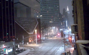 Les rues de New York dans la nuit du lundi 26 février 2015