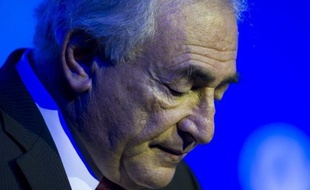 Le parquet de Lille examine une ordonnance visant des faits présumés de viol en réunion dans l'affaire dite du Carlton de Lille, et qui auraient été commis lors d'un voyage à Washington auquel participait notamment Dominique Strauss-Kahn, a-t-on appris vendredi de source judiciaire.