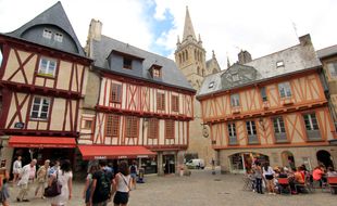 Comme toutes les villes du littoral breton, Vannes est très demandée et a vu le prix de ses biens immobiliers grimper en flèche.