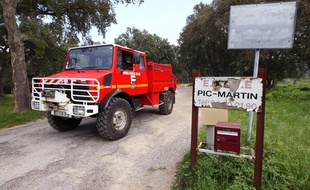 Les recherches pour retrouver Xavier Dupont de Ligonnès, le 2 mai 2013, près du Cannet-des-Maures (Var).