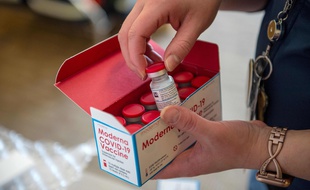Une boîte du vaccin Moderna contre le Covid-19 aux Etats-Unis (image d'illustration).