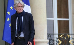 Le numéro un de FO, Jean-Claude Mailly, a estimé dimanche que François Hollande était "le président des entreprises" et qu'il souffrait "un peu" du "syndrome de Stockholm" vis-à-vis du patronat.