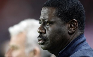 L'ancien président de l'Olympique de Marseille, Pape Diouf, lors d'un match au Parc des Princes, le 15 mars 2009.