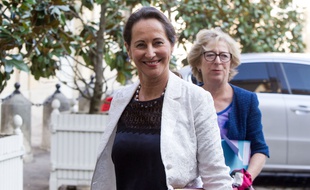 French Ecology, Sustainable Development and Energy Minister Segolene Royal arrives to attend a meeting at the Hotel Matignon, in Paris, on september 11th, 2014./REVELLI-BEAUMONT_NRB03/Credit:REVELLI-BEAUMONT/SIPA/1409112248