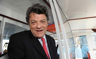 Jean-Louis Borloo, ministre de l'Ecologie, le 17 mars 2010 à Marseille.