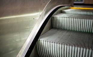 Un escalator à Paris. (Illustration)