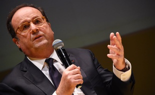 François Hollande le 1er décembre 2017 à Bordeaux.