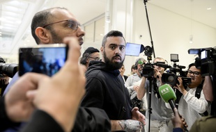 La salle d'audience était bien trop petite ce mercredi pour accueillir les journalistes et les nombreux soutiens d'Eric Drouet