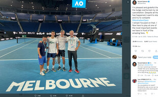 Novak Djokovic a remercié sur Twitter le 10 janvier 2022 le juge australien qui a révoqué l'annulation de son visa.