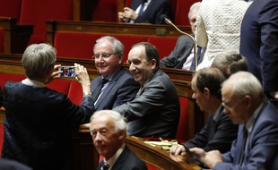 Jean-Michel Clément (à g.), à l'époque député PS, à l'Assemblée nationale le 22 février 2017.