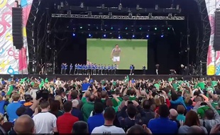 Les Nord-Irlandais célèbrent leurs héros.